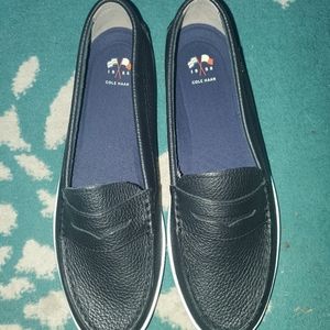 Black and white shoes 10 Nantucket Lfr II